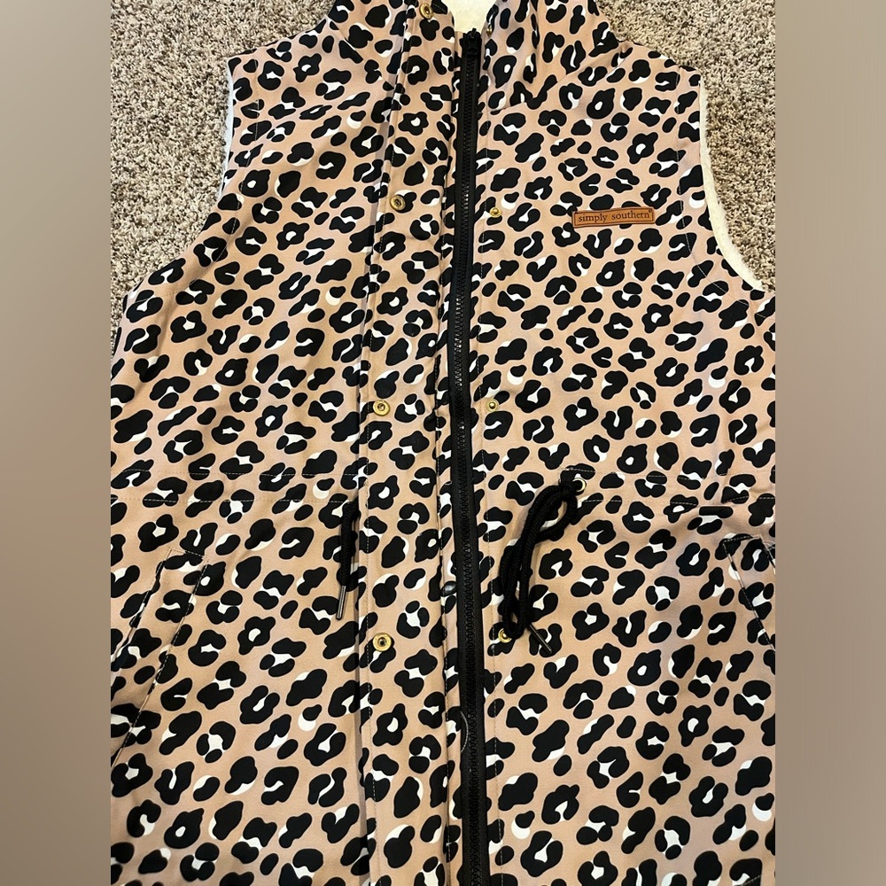 Vest - Picture 4 of 10